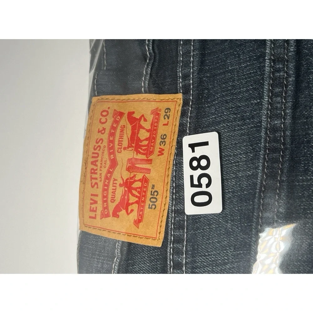 Levis 505 Jeans Mens 34X29 Blue Straight Leg Distressed Dark Wash 5 Pocket Denim